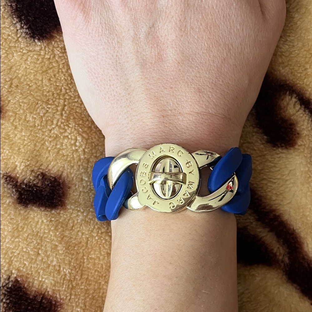 Marc by Marc Jacobs Gold and Blue Chain Bracelet